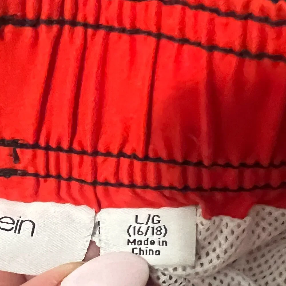 Calvin Klein Swimwear Boys Swim Trunks Size 16/18 Large Spell Out